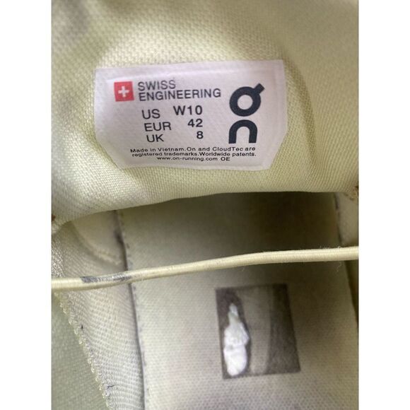 On Swiss Women’s Engineering Cloud Running Yellow Sneakers Sz 10 US - Picture 4 of 10